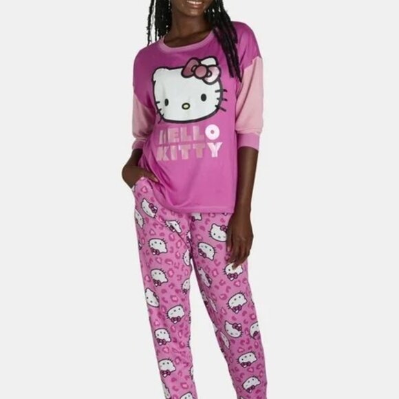 Hello Kitty Pajamas - Picture 1 of 3